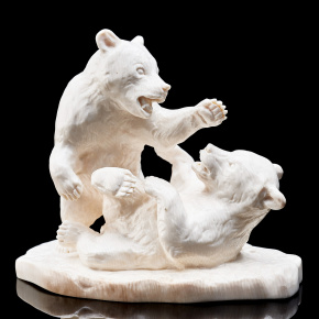 Скульптура из бивня мамонта "Играющие медвежата", фотография 0. Интернет-магазин ЛАВКА ПОДАРКОВ