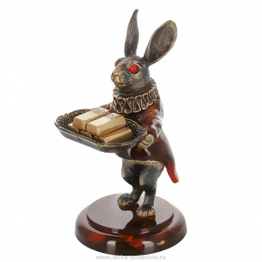Скульптура из янтаря и бронзы "Кролик. Живи по-царски", фотография 0. Интернет-магазин ЛАВКА ПОДАРКОВ
