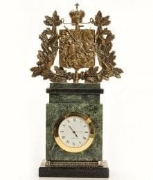 11806 Бронза Часы настольные "Губернские. Москва" Змеевик (1.17.1)
