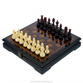 Шахматы-шашки с инкрустацией и фигурами из янтаря "Амбассадор" 32х32 см, фотография 0. Интернет-магазин ЛАВКА ПОДАРКОВ