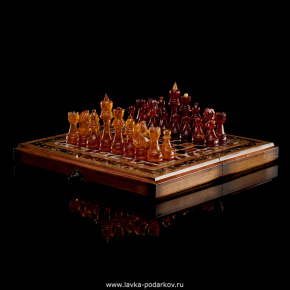 Шахматы деревянные с фигурами из янтаря, фотография 0. Интернет-магазин ЛАВКА ПОДАРКОВ