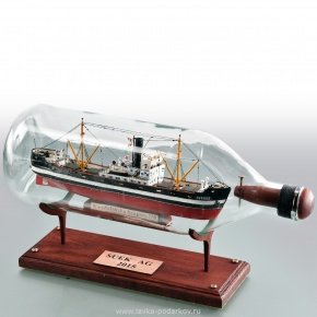 Модель корабля в бутылке (под заказ), фотография 0. Интернет-магазин ЛАВКА ПОДАРКОВ