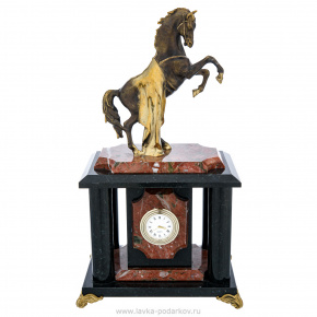 Часы из натурального камня "Конь", фотография 0. Интернет-магазин ЛАВКА ПОДАРКОВ