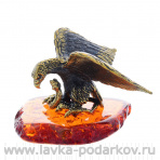 Статуэтка с янтарем "Птица орел" (коньячный)