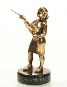 10570 Бронза скульптура"Учительница"