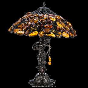Настольная лампа из янтаря и бронзы "Водолей", фотография 0. Интернет-магазин ЛАВКА ПОДАРКОВ