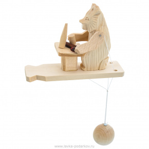Богородская деревянная игрушка "Медведь с закуской", фотография 0. Интернет-магазин ЛАВКА ПОДАРКОВ