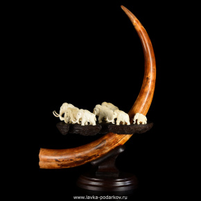 Скульптура из бивня мамонта "Ледниковый период", фотография 0. Интернет-магазин ЛАВКА ПОДАРКОВ
