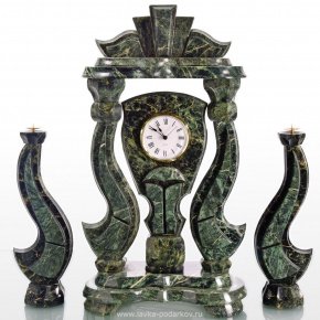 Часы "Корона" с подсвечниками из камня, фотография 0. Интернет-магазин ЛАВКА ПОДАРКОВ