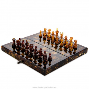 Шахматы с инкрустацией из янтаря и янтарными фигурами "Африка", фотография 0. Интернет-магазин ЛАВКА ПОДАРКОВ