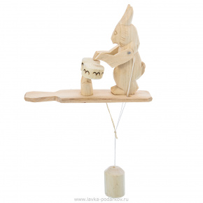 Богородская деревянная игрушка "Кролик-барабанщик", фотография 0. Интернет-магазин ЛАВКА ПОДАРКОВ
