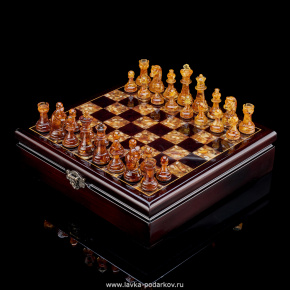Шахматный ларец с янтарными фигурами, фотография 0. Интернет-магазин ЛАВКА ПОДАРКОВ