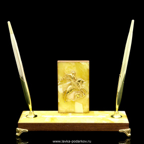 Настольный набор из янтаря "Георгий Победоносец", фотография 0. Интернет-магазин ЛАВКА ПОДАРКОВ