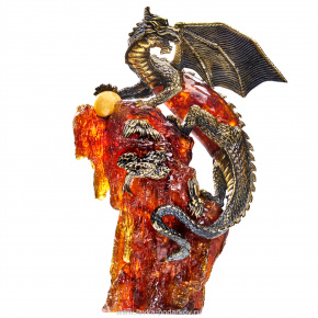 Скульптура из бронзы и янтаря "Дракон на скале", фотография 0. Интернет-магазин ЛАВКА ПОДАРКОВ