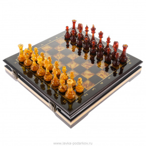 Шахматный ларец с фигурами из янтаря "Европа", фотография 0. Интернет-магазин ЛАВКА ПОДАРКОВ