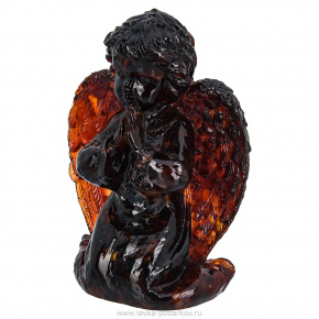 Статуэтка из янтаря "Ангел, молящийся на коленях", фотография 0. Интернет-магазин ЛАВКА ПОДАРКОВ