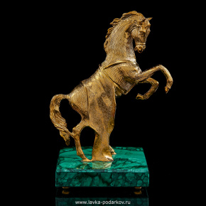Скульптура из бронзы и малахита "Конь", фотография 0. Интернет-магазин ЛАВКА ПОДАРКОВ