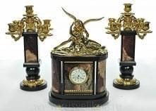 0012115-НАБОР  Нат.камень ЧАСЫ Каминные "Ангел" с канделябрами (3584)