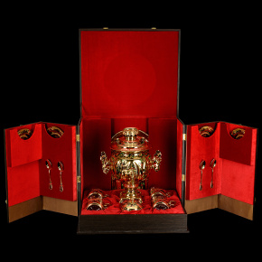 Чайный набор с самоваром "Золотая Хохлома". Златоуст, фотография 0. Интернет-магазин ЛАВКА ПОДАРКОВ