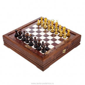 Шахматы из камня с янтарными фигурами "Европейские", фотография 0. Интернет-магазин ЛАВКА ПОДАРКОВ