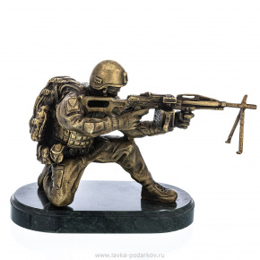 Бронзовая скульптура "Спецназовец с пулеметом", фотография 0. Интернет-магазин ЛАВКА ПОДАРКОВ