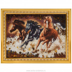 Картина янтарная "Бегущие по воде лошади" 30х40 см, фотография 0. Интернет-магазин ЛАВКА ПОДАРКОВ