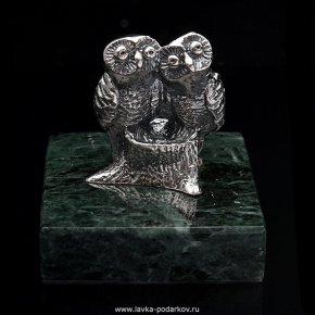 Сувенир серебряный "Совы" на камне, фотография 0. Интернет-магазин ЛАВКА ПОДАРКОВ