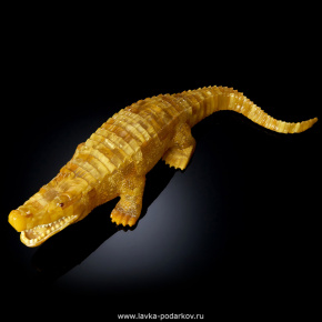 Статуэтка из янтаря "Крокодил", фотография 0. Интернет-магазин ЛАВКА ПОДАРКОВ