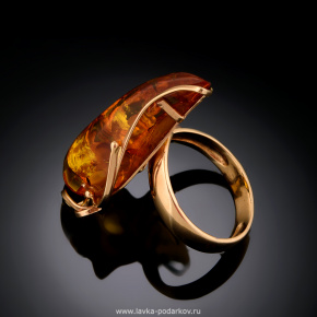 Кольцо с янтарем (золото 585*) 5.69 гр., фотография 0. Интернет-магазин ЛАВКА ПОДАРКОВ