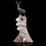 Скульптура из рога "Козерог"