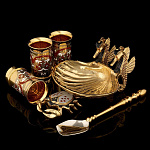 0017158/+3СТОПКИ Златоуст ИКОРНИЦА "МОРСКИЕ КОНЬКИ НА КРАБЕ" позолота, в П/У (65)