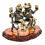 Статуэтка с янтарем "Лягушки. Задушевный разговор", фотография 3. Интернет-магазин ЛАВКА ПОДАРКОВ
