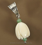 23788 Изделия из кости Кулон  "3 Подснежника" 15*12мм, мельх., Бивень мамонта, Нефрит, металл, Л426