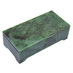 0040662 Нат.камень ШКАТУЛКА Д/КУПЮР нефрит