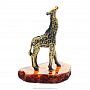 Статуэтка с янтарем "Жирафик Рафик" (коньячный), фотография 3. Интернет-магазин ЛАВКА ПОДАРКОВ