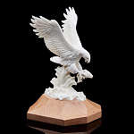 0057997/26*16*16см Кость. СКУЛЬПТУРА на подставке "ОРЕЛ " рог лося,   Авт. работа