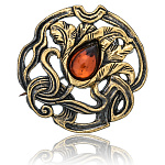 Брошь с янтарной вставкой "Узор капля"