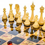 Шахматный ларец из карельской березы с янтарными фигурами, фотография 2. Интернет-магазин ЛАВКА ПОДАРКОВ
