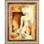Янтарная картина "Блондинка перед зеркалом"