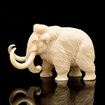 /В502 Скульптура  "Мамонт" бивень мамонта 5,5*2,5*3,5см