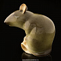 Статуэтка "Мышь с орехом палевая" ЛФЗ, фотография 4. Интернет-магазин ЛАВКА ПОДАРКОВ