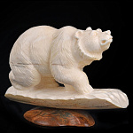  Изделия из кости Скульптура "Мишка" Клык моржа,Дерево В053