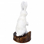 Скульптура из натурального камня "Кролик на пне". Ангидрид, фотография 4. Интернет-магазин ЛАВКА ПОДАРКОВ