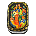 0060947/6*4см  Лаковая миниатюра Палех ШКАТУЛКА "Людмила" Бахирева