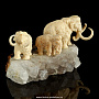 Скульптура из кости "Три Мамонта". Бивень мамонта, аметист, фотография 2. Интернет-магазин ЛАВКА ПОДАРКОВ