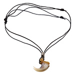 0070339  АМУЛЕТ коготь рыси с бусиной