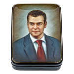 Шкатулка с художественной росписью "Д.А. Медведев"