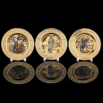 0074608 Златоуст Набор тарелок ВИДЫ МОСКВЫ (без эмали) 3 шт