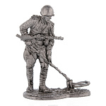 Оловянный солдатик миниатюра "Рядовой сапёрных частей"
