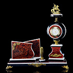 0011899/6676  Нат.камень Часы - визитница "Г.Победоносец" змеевик красный